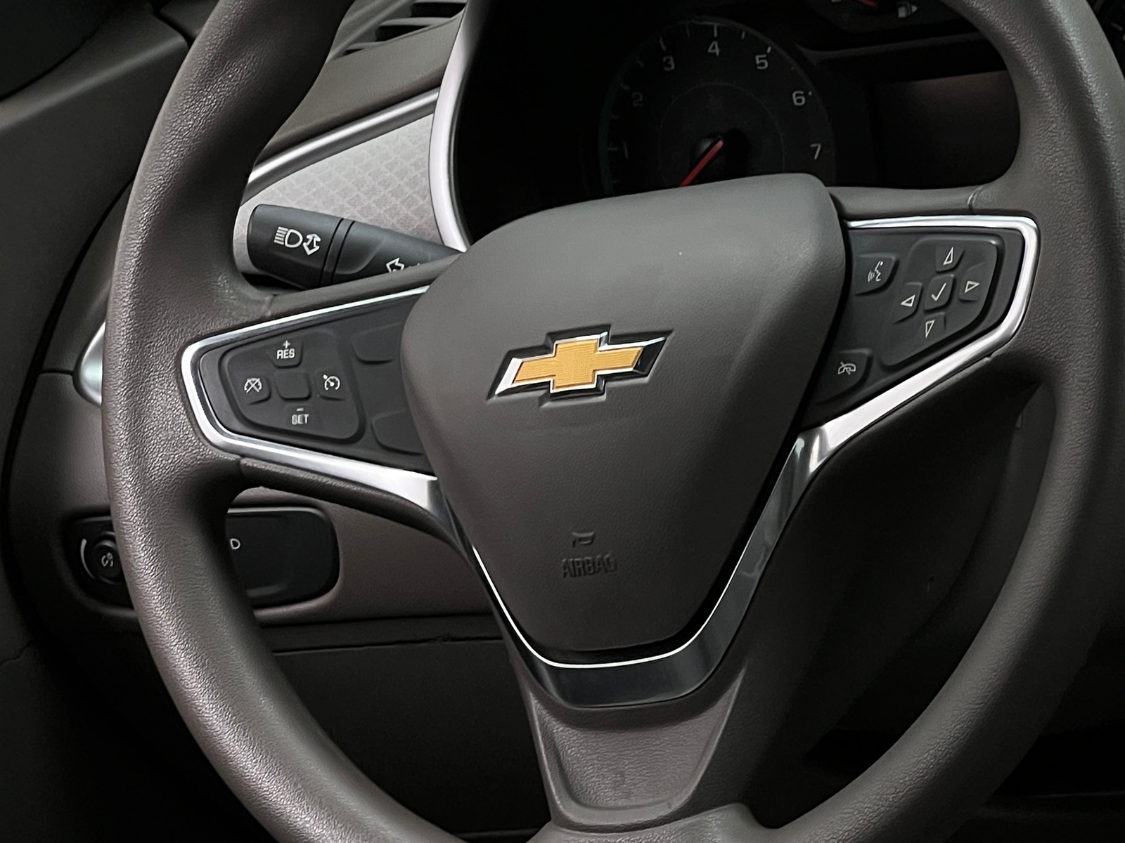 Thumbnail: 2018 Chevrolet Malibu - 5