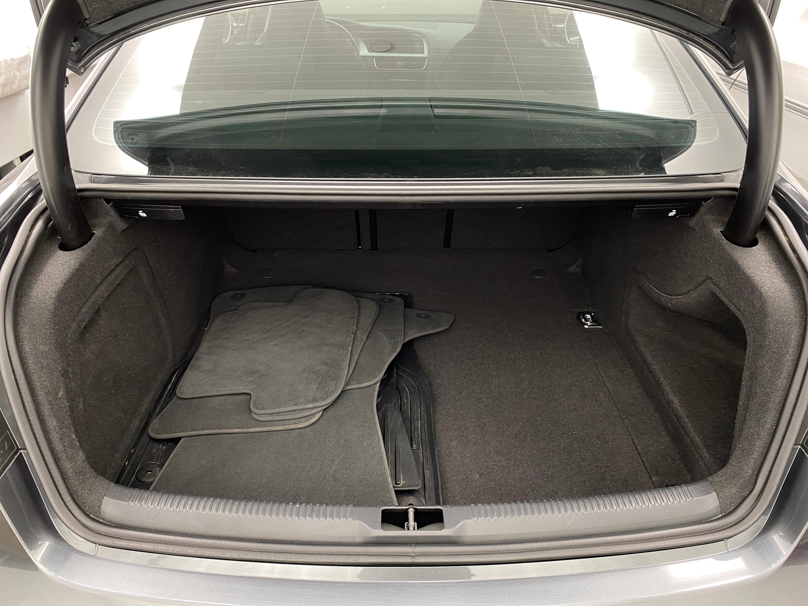 Thumbnail: 2016 Audi S5 - 4