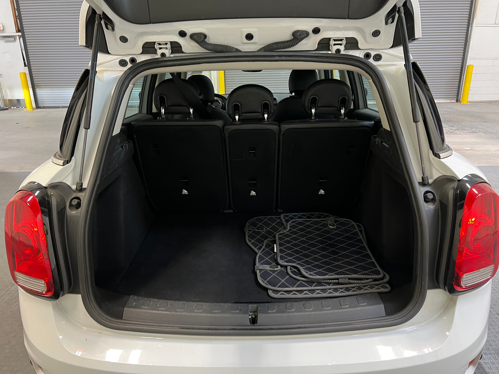 Thumbnail: 2017 MINI Cooper Countryman - 6