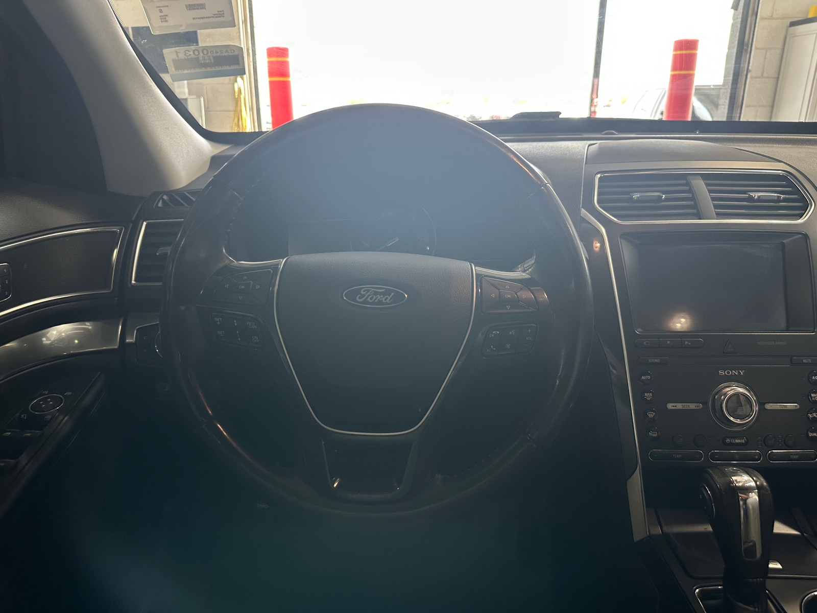 Thumbnail: 2019 Ford Explorer - 4