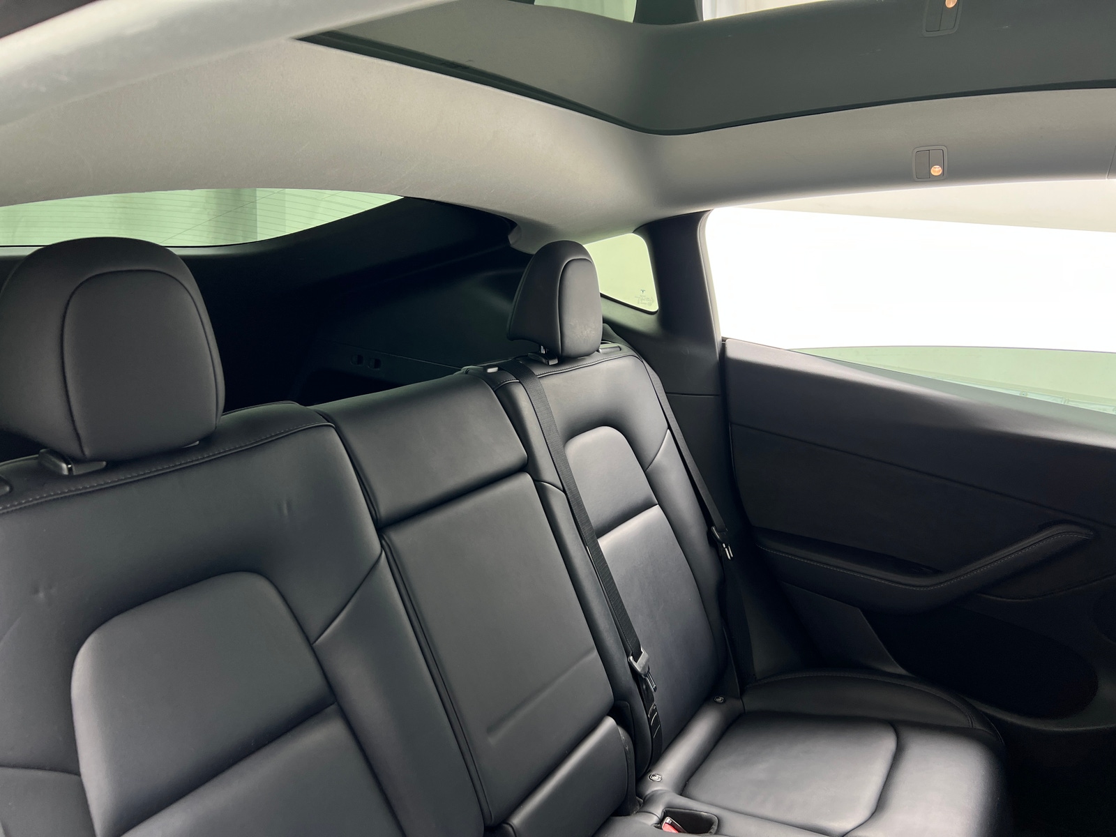 Thumbnail: 2022 Tesla Model Y - 5