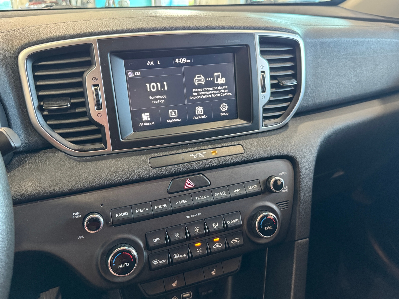 Thumbnail: 2018 Kia Sportage - 4