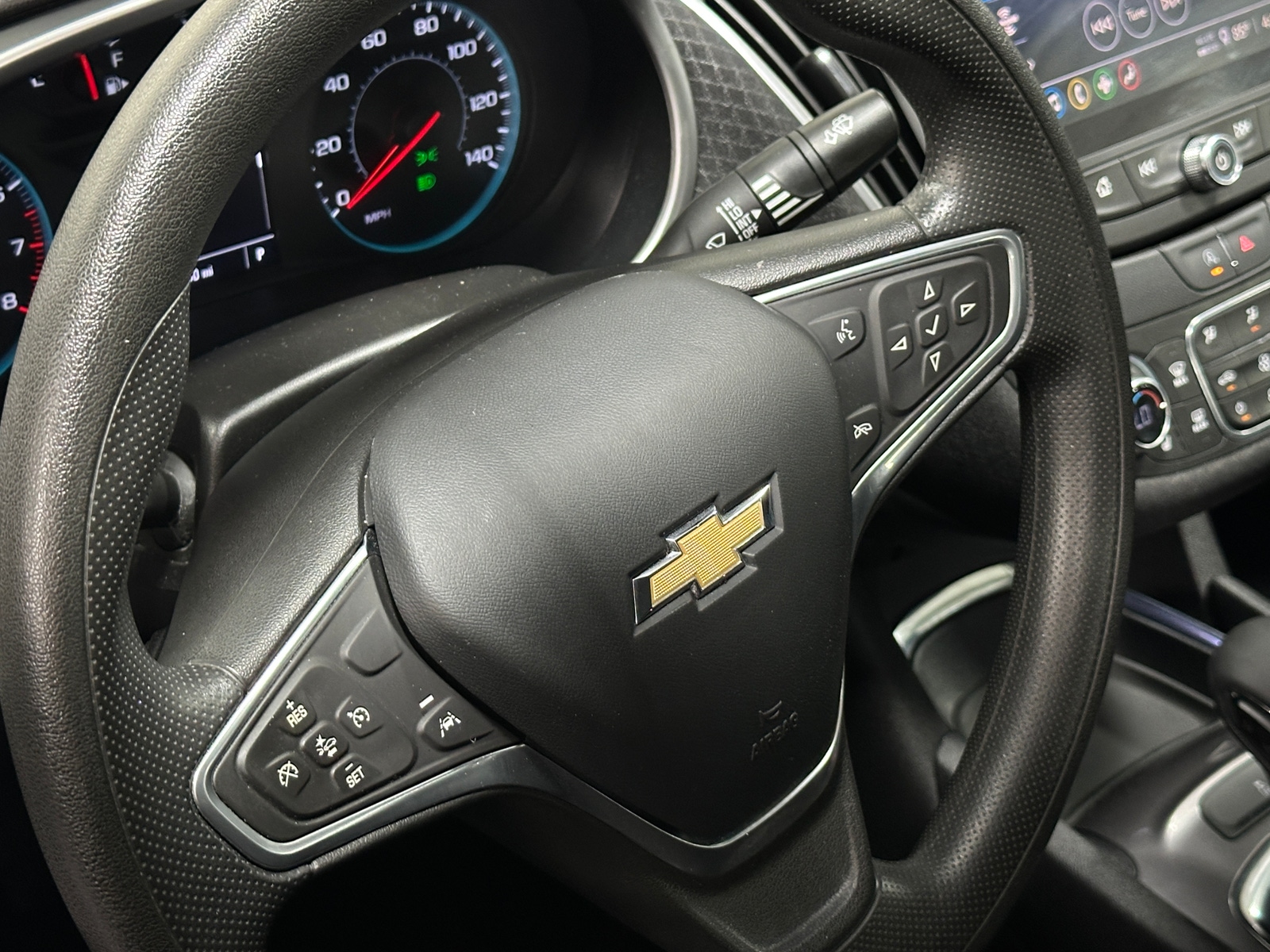 Thumbnail: 2023 Chevrolet Malibu - 5