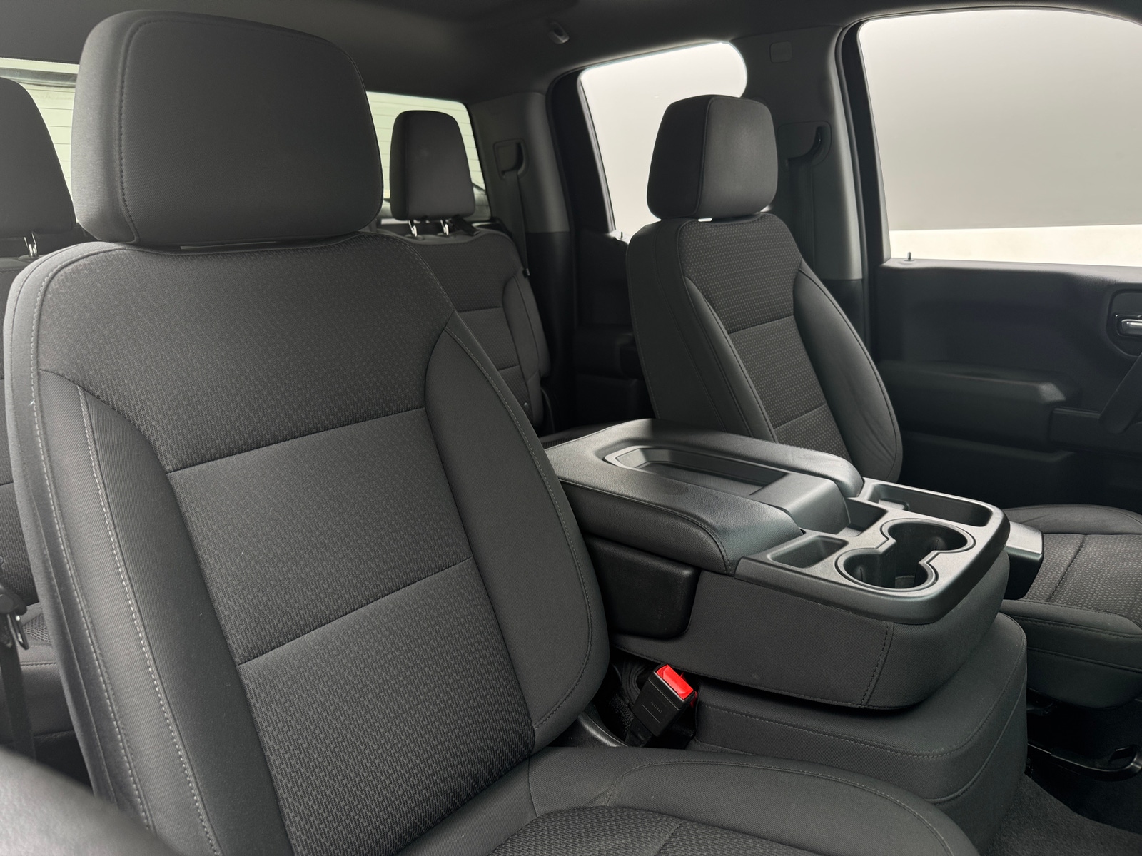 Thumbnail: 2020 Chevrolet Silverado 1500 - 2