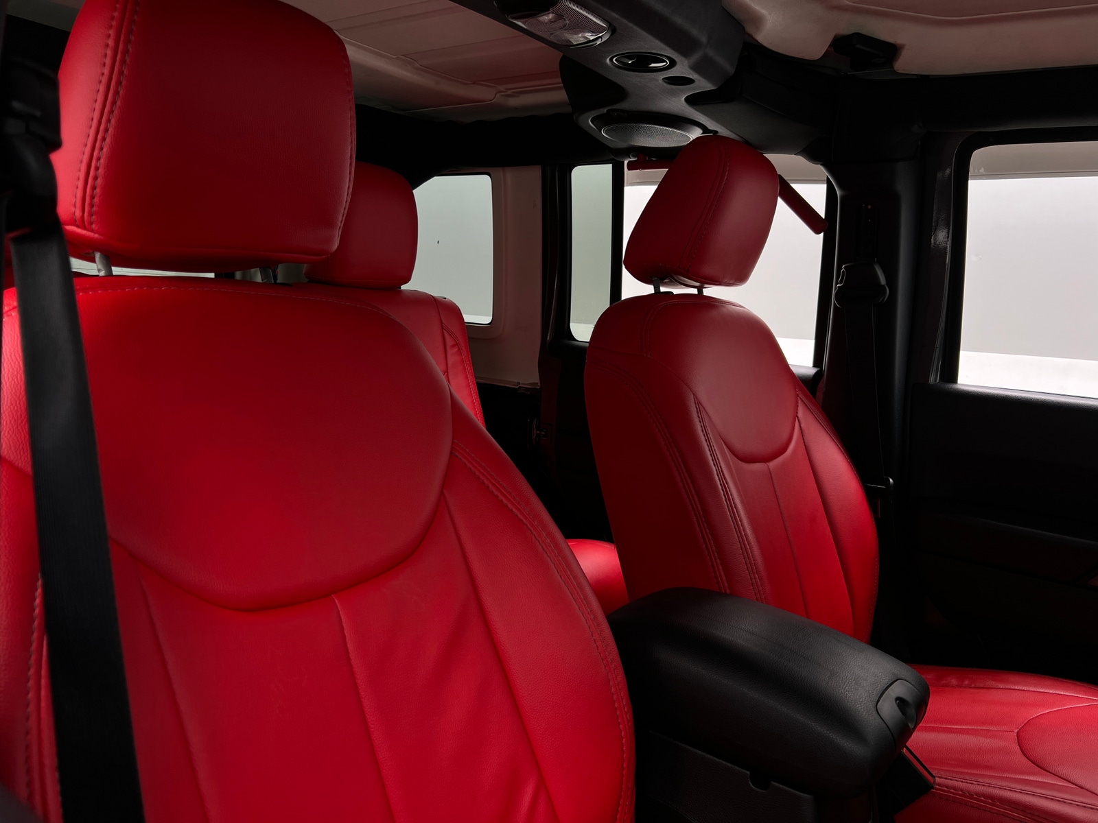 Thumbnail: 2017 Jeep Wrangler - 2