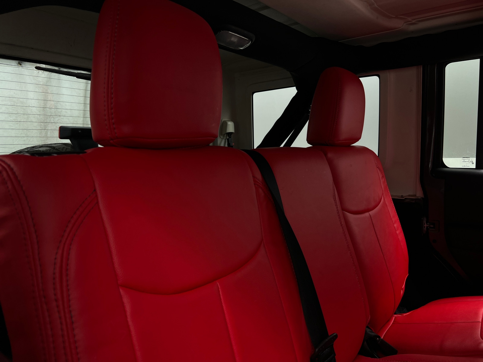 Thumbnail: 2017 Jeep Wrangler - 6