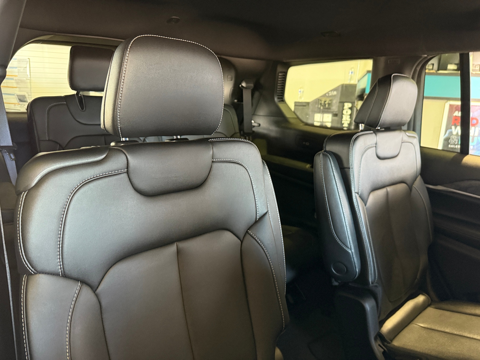 Thumbnail: 2024 Jeep Grand Cherokee L - 5