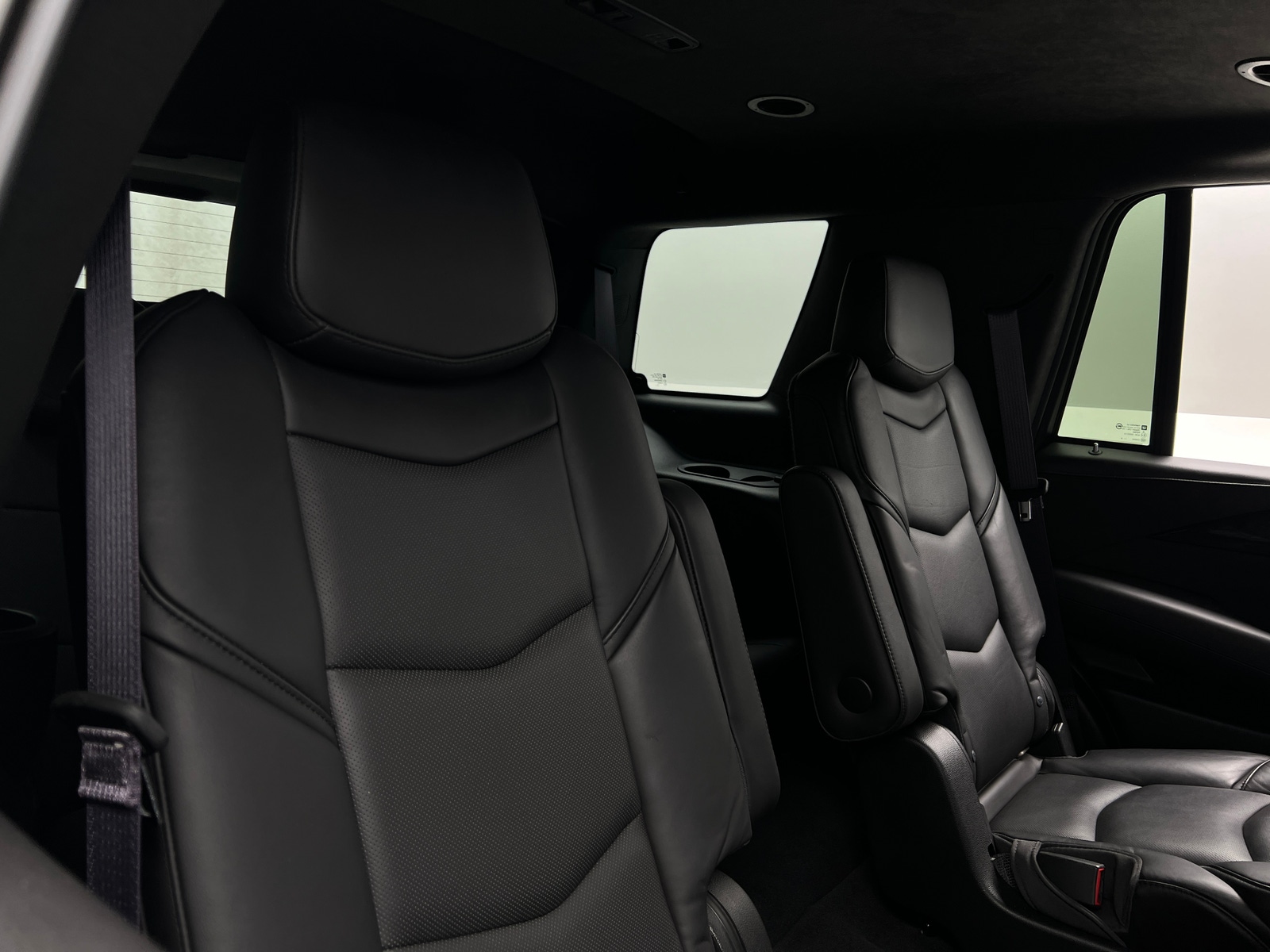 Thumbnail: 2016 Cadillac Escalade - 5