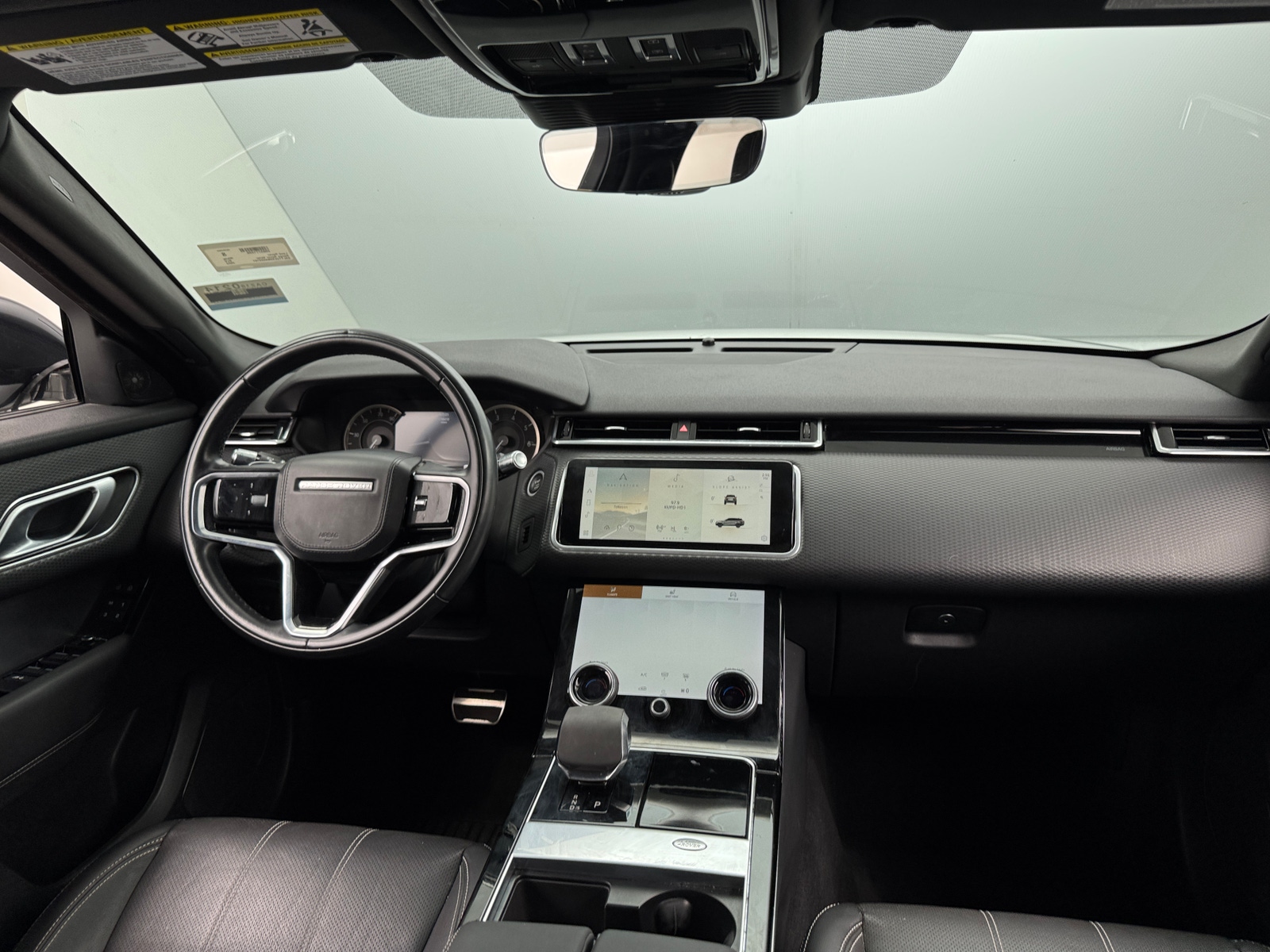 Thumbnail: 2022 Land Rover Range Rover Velar - 2