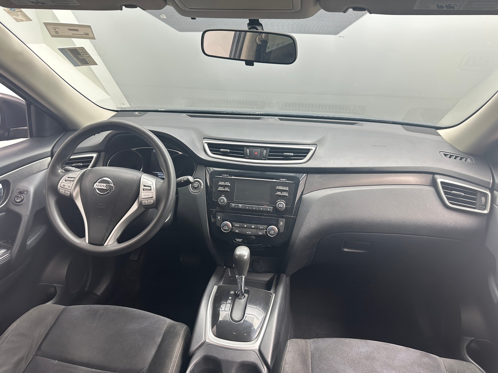 Thumbnail: 2015 Nissan Rogue - 3