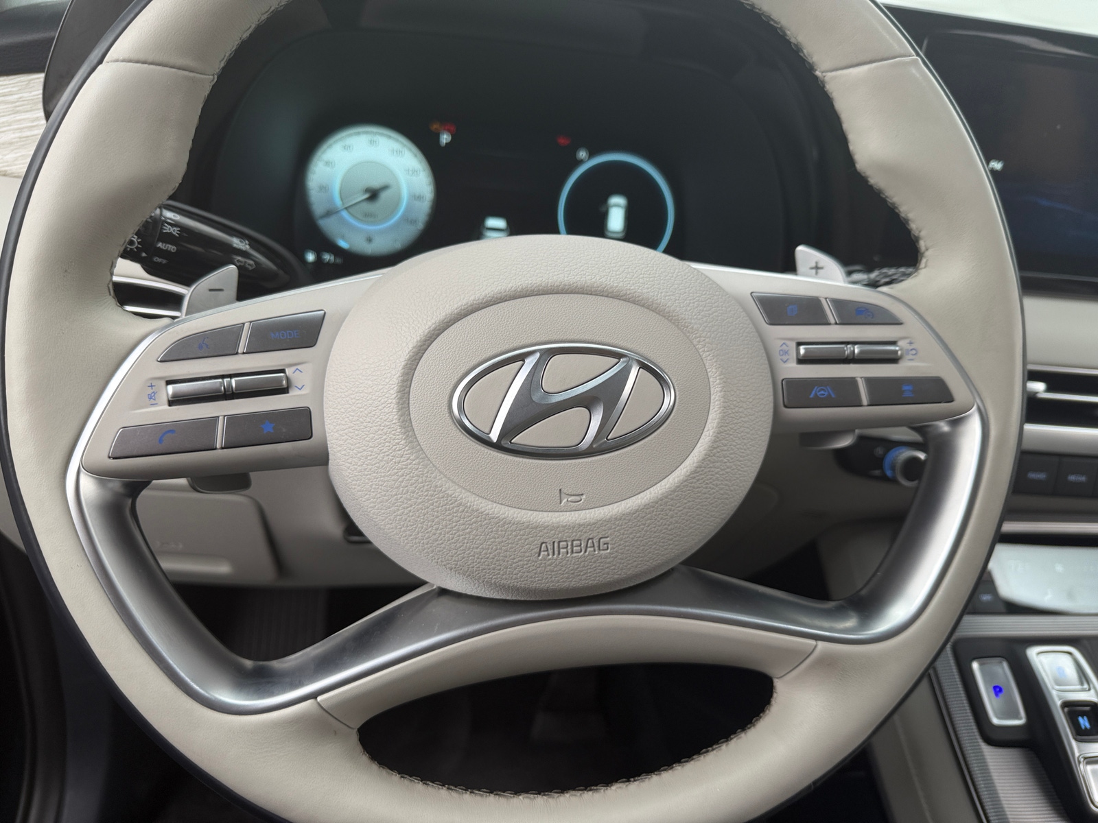 Thumbnail: 2023 Hyundai Palisade - 4