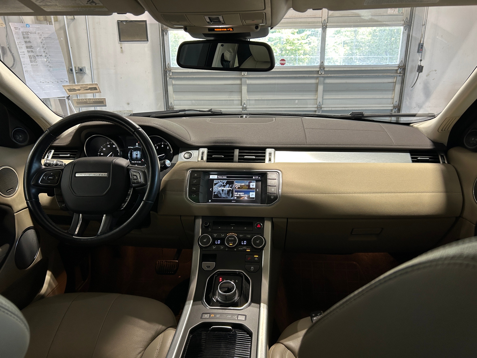 Thumbnail: 2016 Land Rover Range Rover Evoque - 2