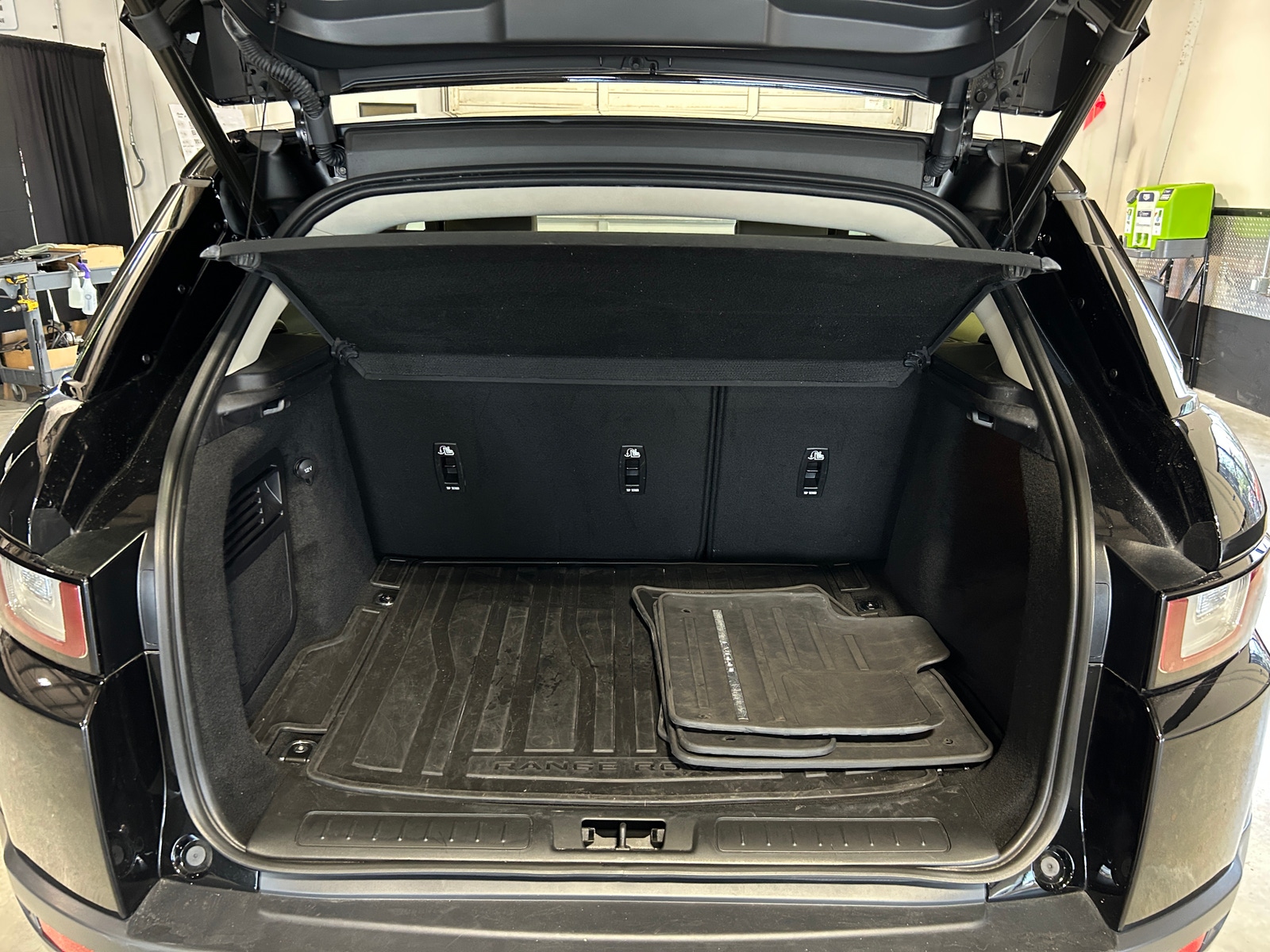 Thumbnail: 2016 Land Rover Range Rover Evoque - 6