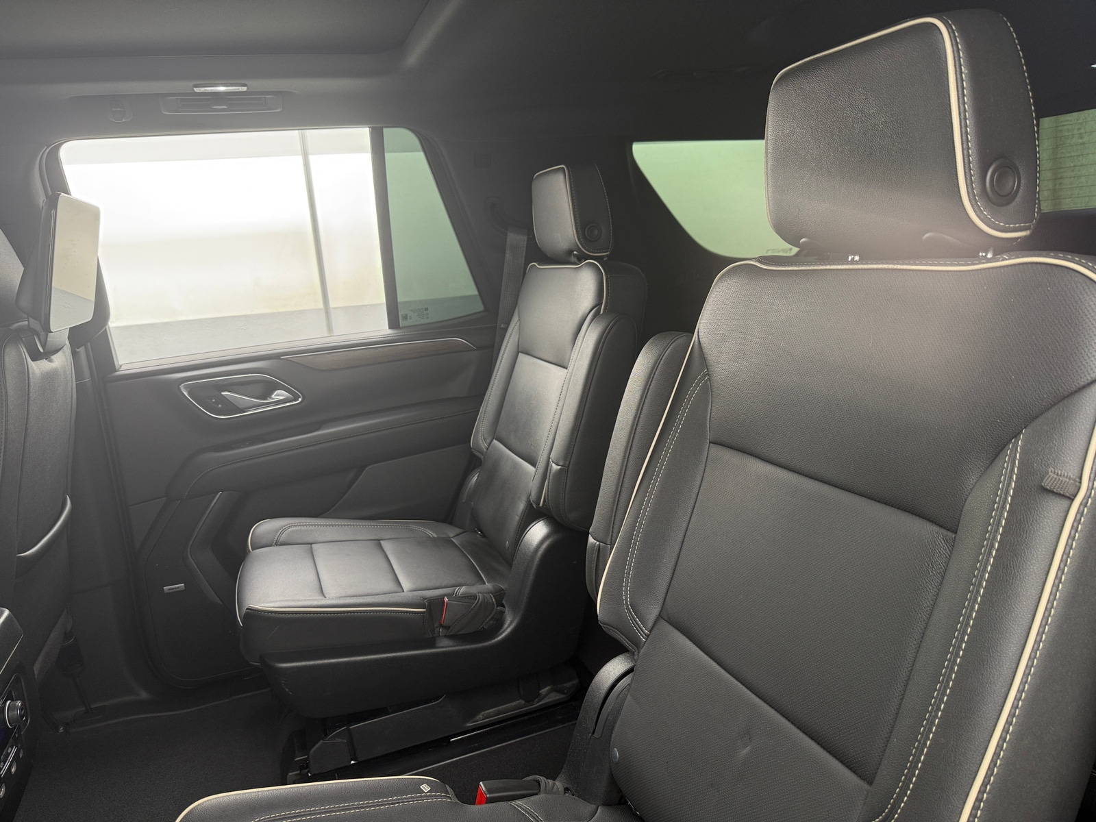 Thumbnail: 2023 Chevrolet Tahoe - 5