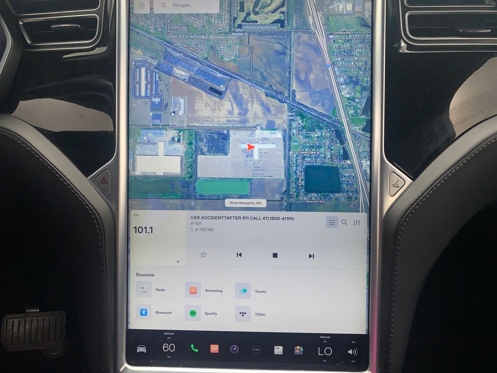 Thumbnail: 2018 Tesla Model X - 3