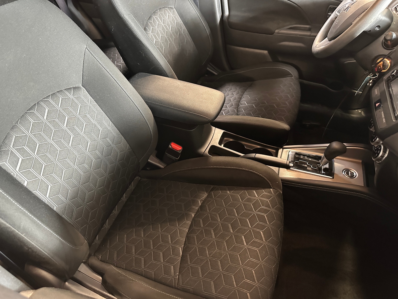 Thumbnail: 2020 Mitsubishi Outlander Sport - 2