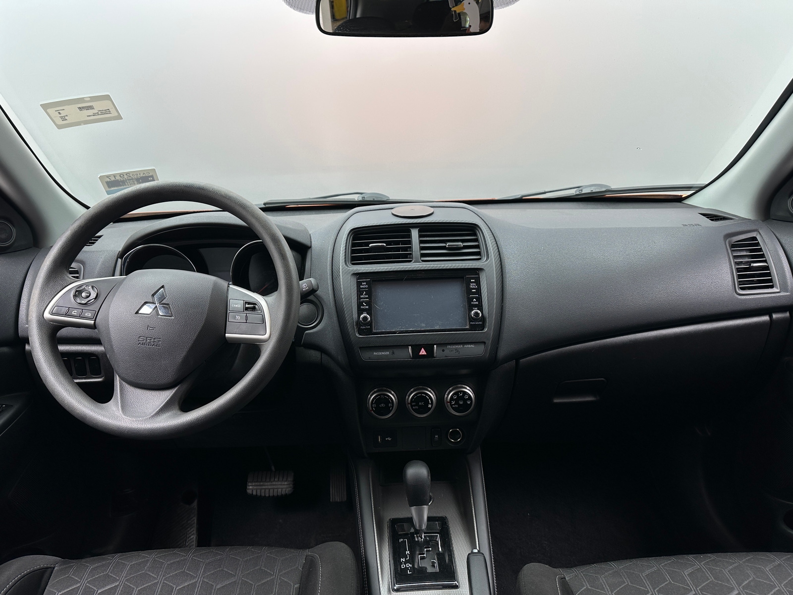 Thumbnail: 2020 Mitsubishi Outlander Sport - 3