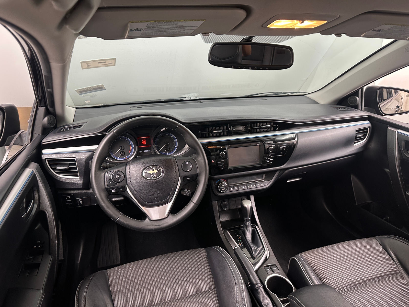 Thumbnail: 2014 Toyota Corolla - 3