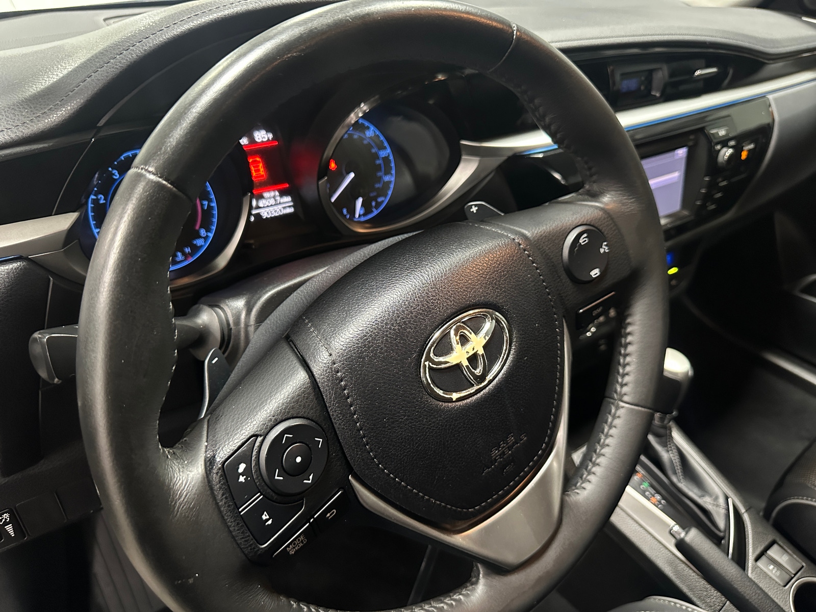 Thumbnail: 2014 Toyota Corolla - 5