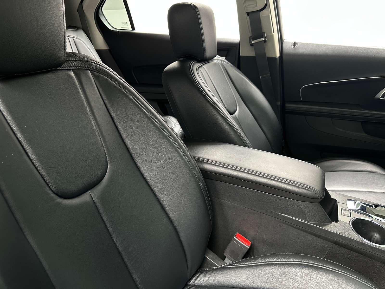 Thumbnail: 2016 Chevrolet Equinox - 2