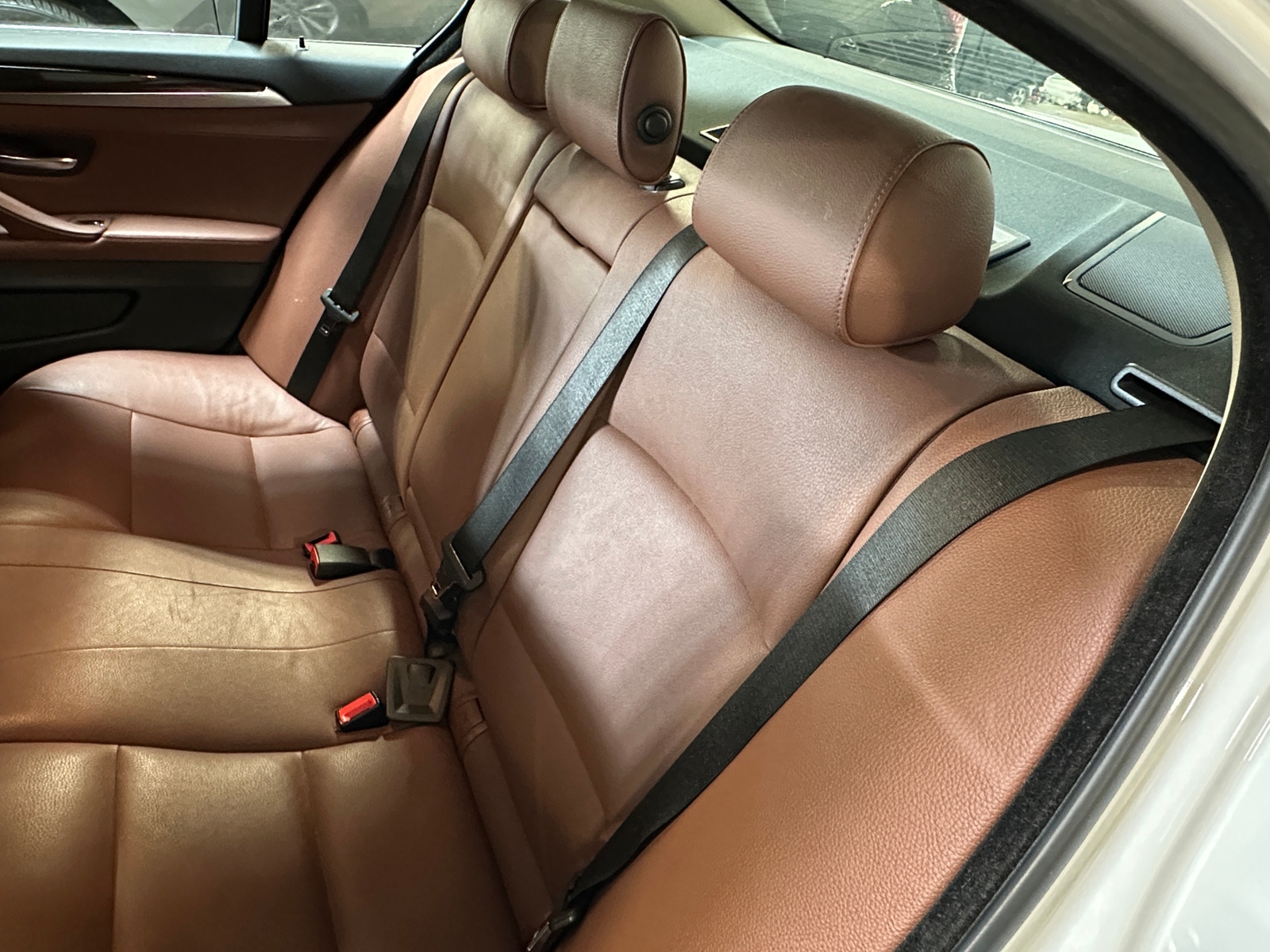 Thumbnail: 2015 BMW 5 Series - 5