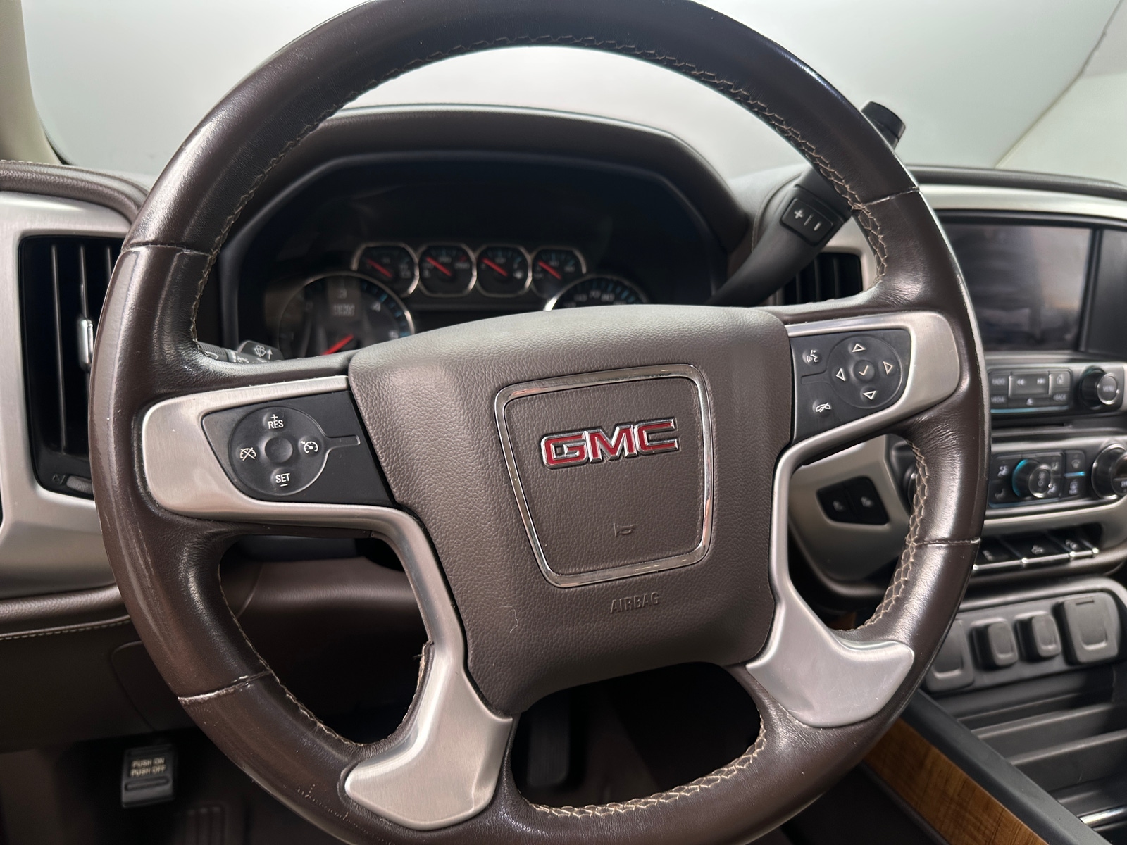 Thumbnail: 2018 GMC Sierra 1500 - 4