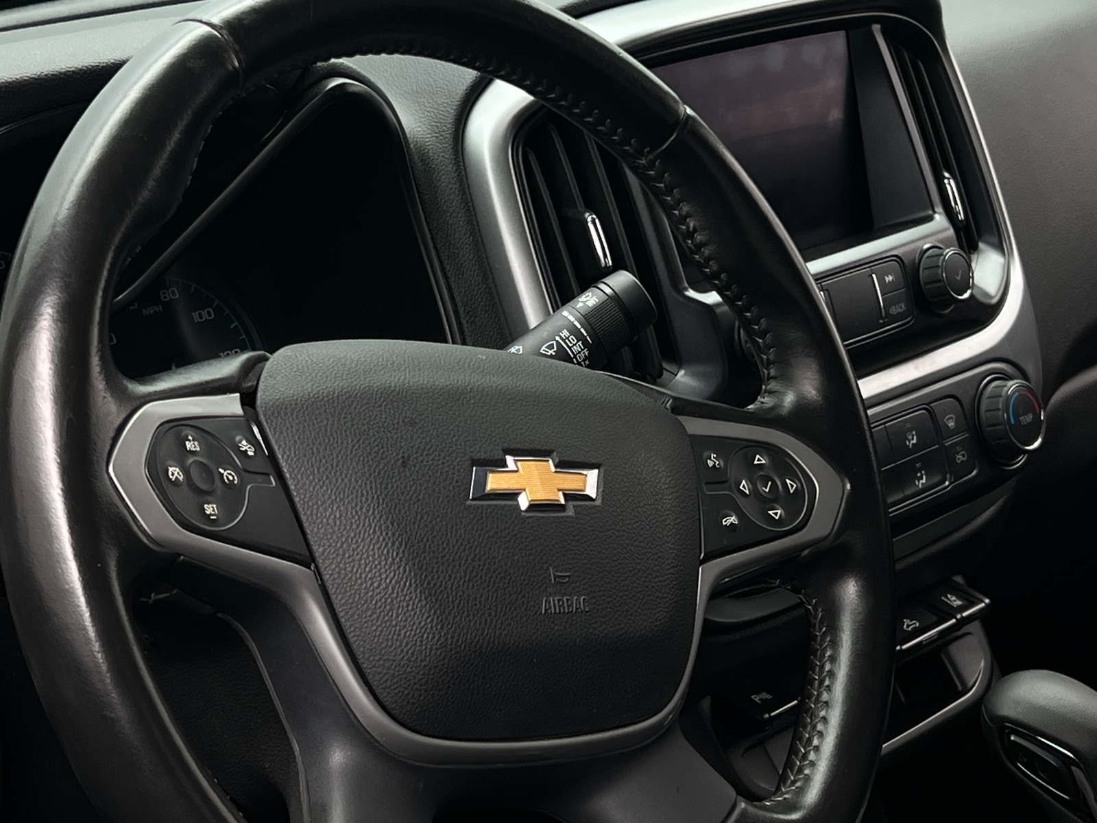 Thumbnail: 2022 Chevrolet Colorado - 5