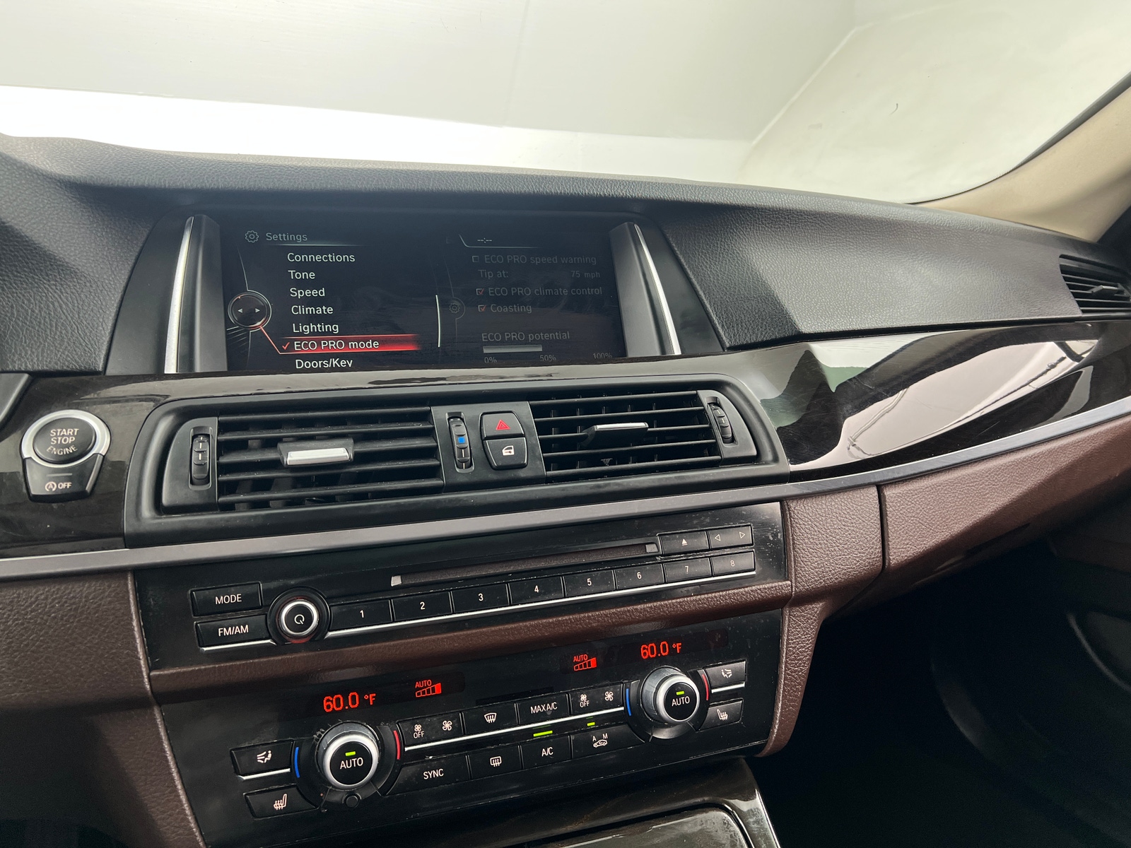 Thumbnail: 2015 BMW 5 Series - 3
