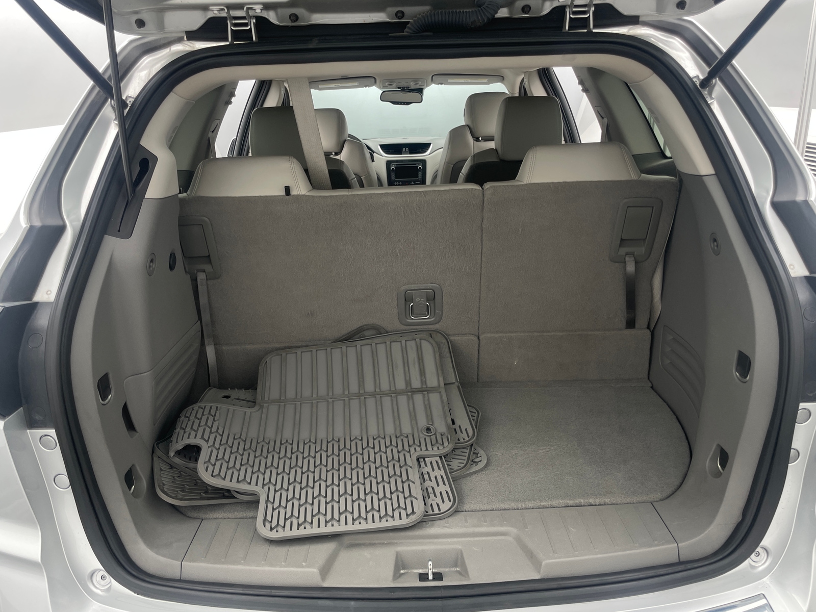 Thumbnail: 2015 Chevrolet Traverse - 6