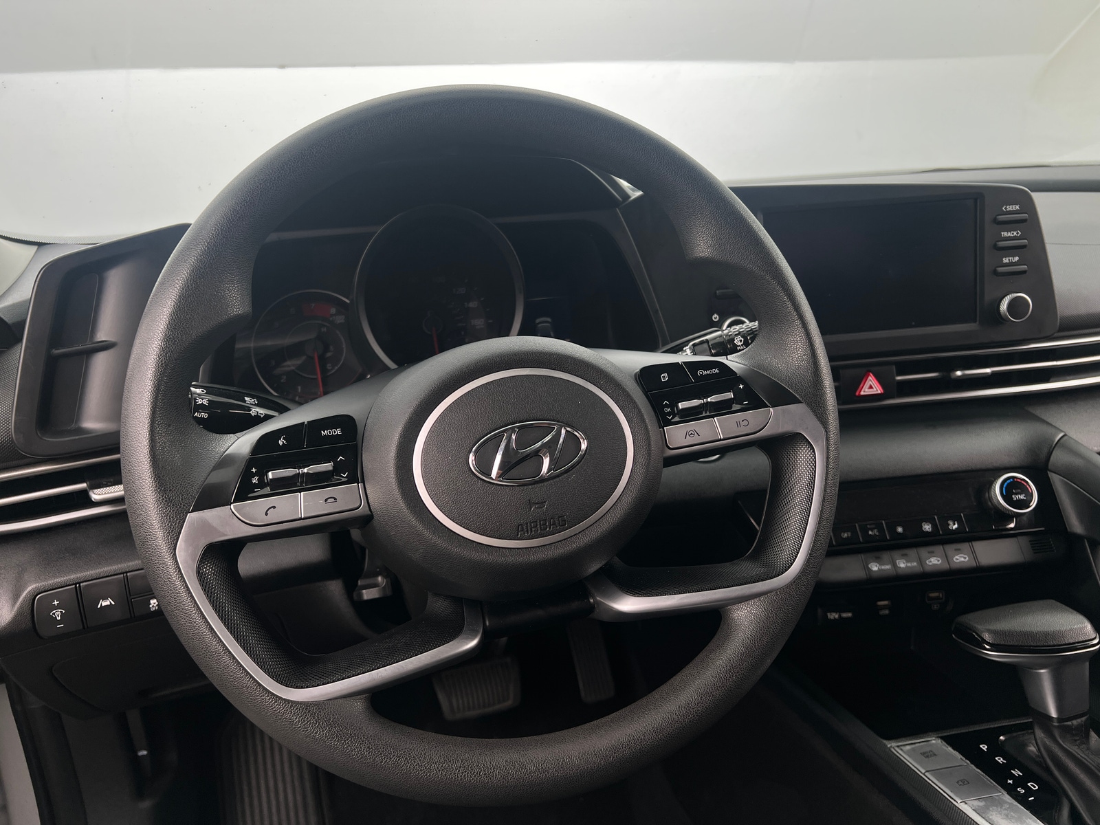 Thumbnail: 2021 Hyundai Elantra - 5