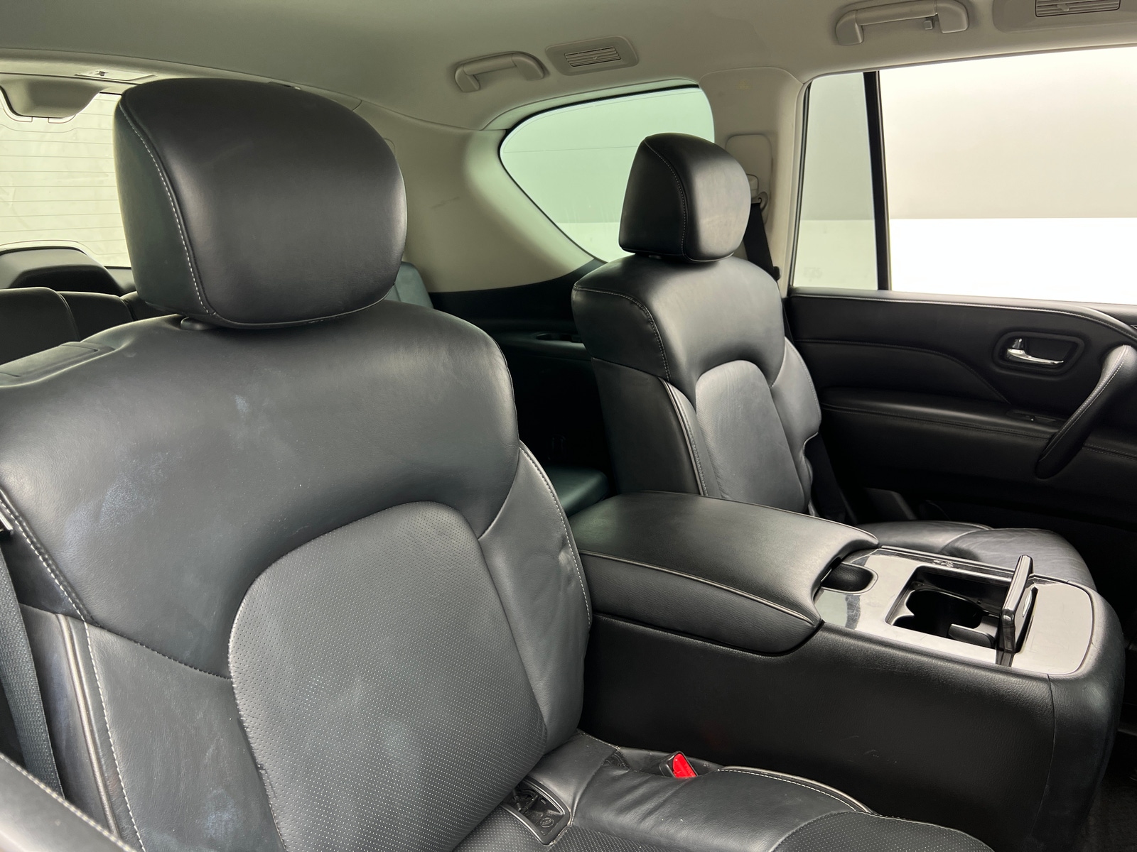 Thumbnail: 2022 INFINITI QX80 - 5
