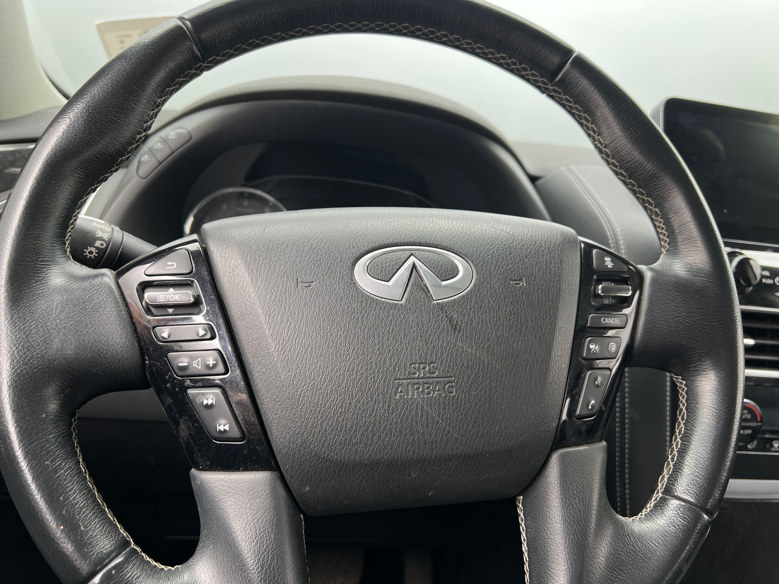 Thumbnail: 2022 INFINITI QX80 - 4