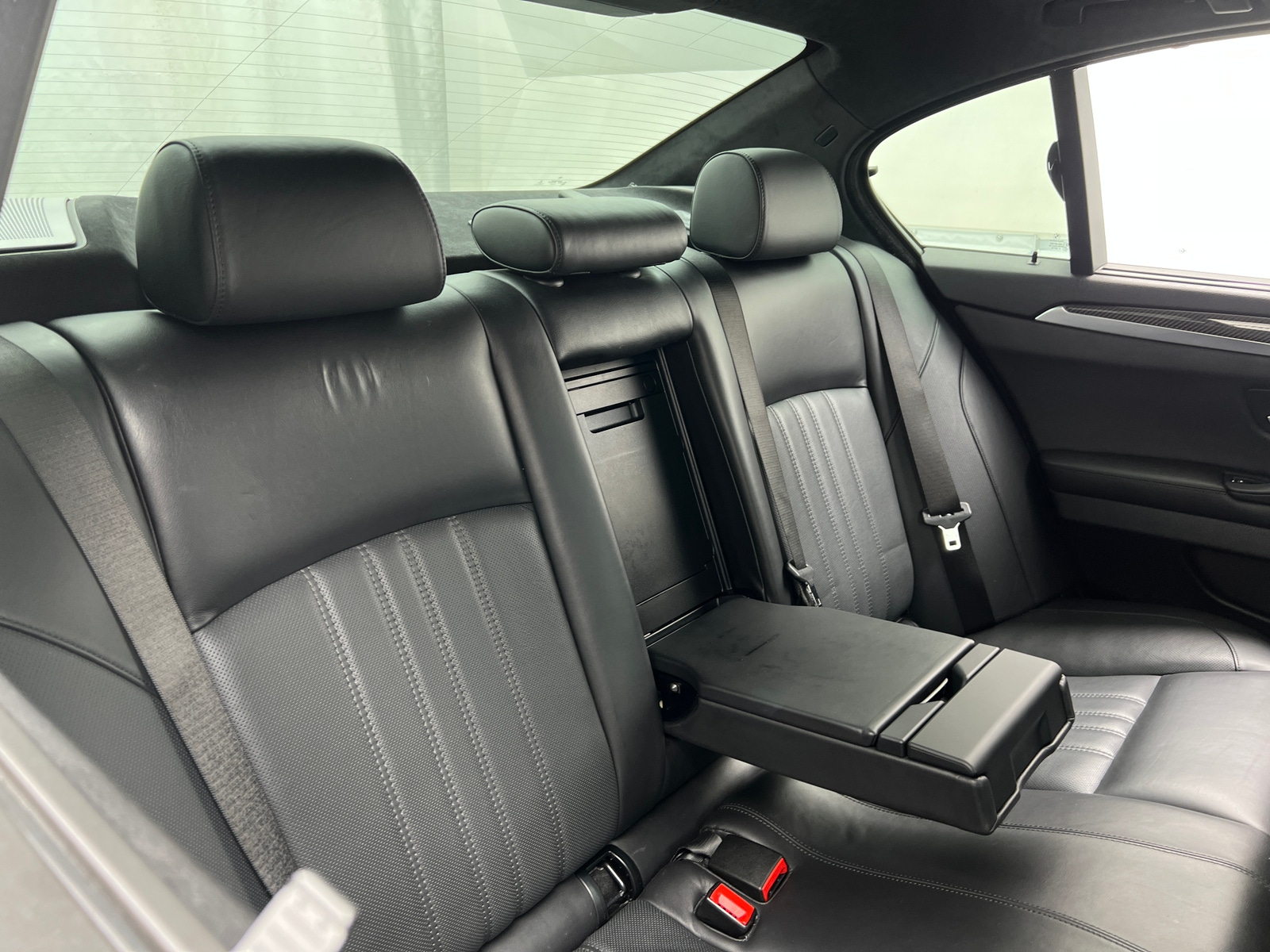 Thumbnail: 2015 BMW M5 - 5