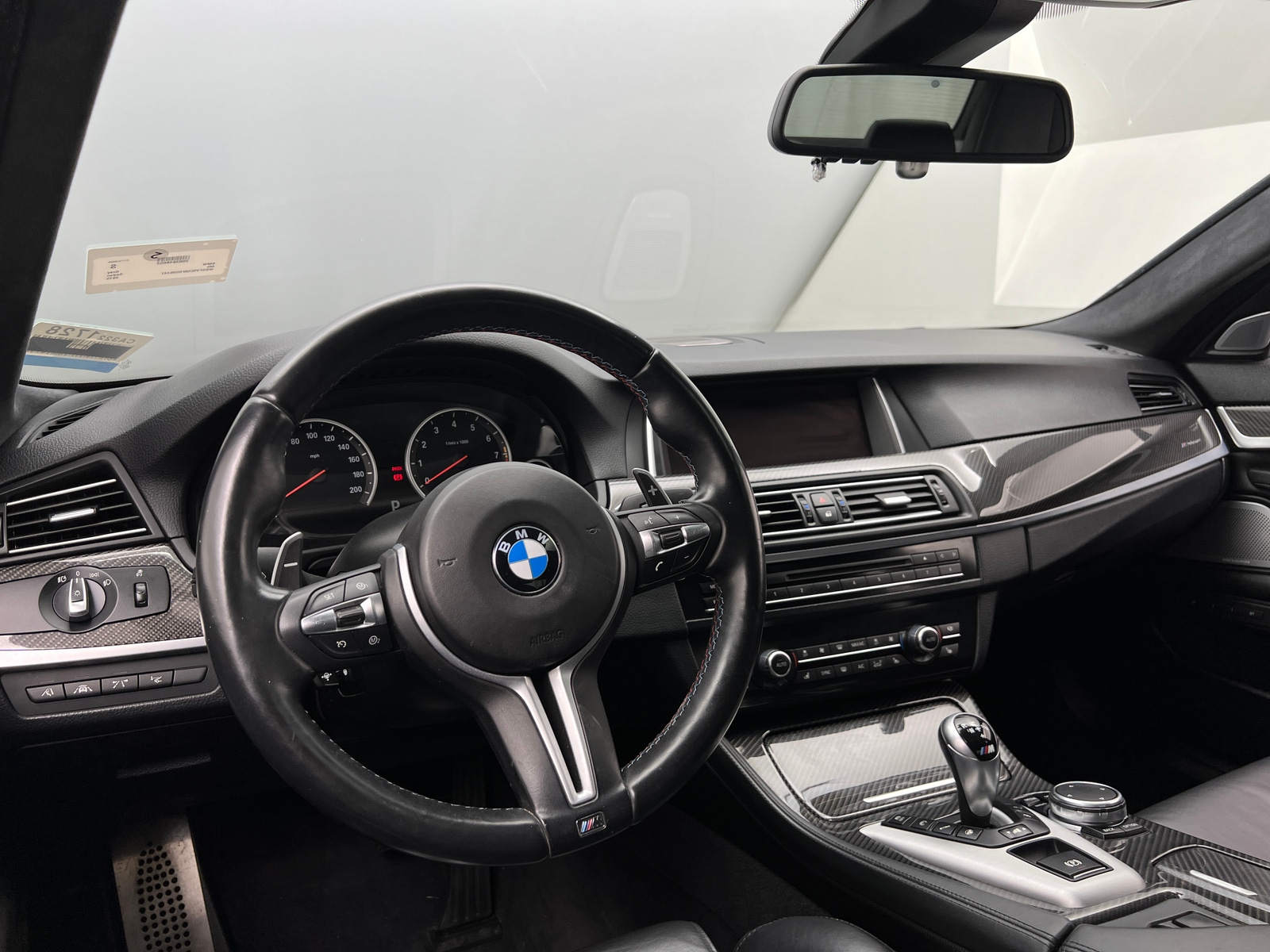 Thumbnail: 2015 BMW M5 - 2