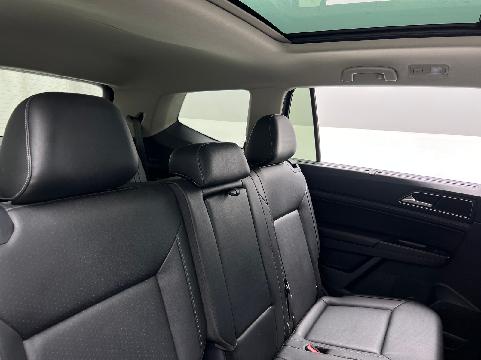 Thumbnail: 2018 Volkswagen Atlas - 5