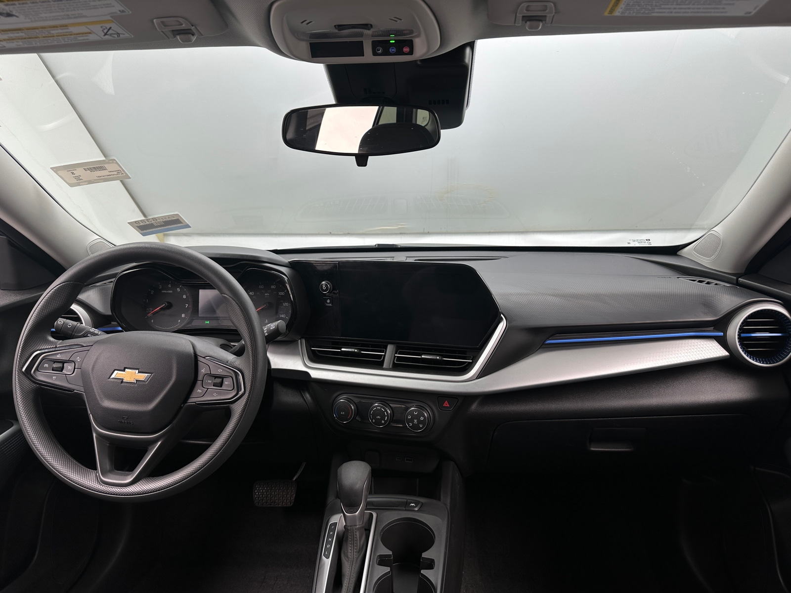 Thumbnail: 2025 Chevrolet Trax - 3