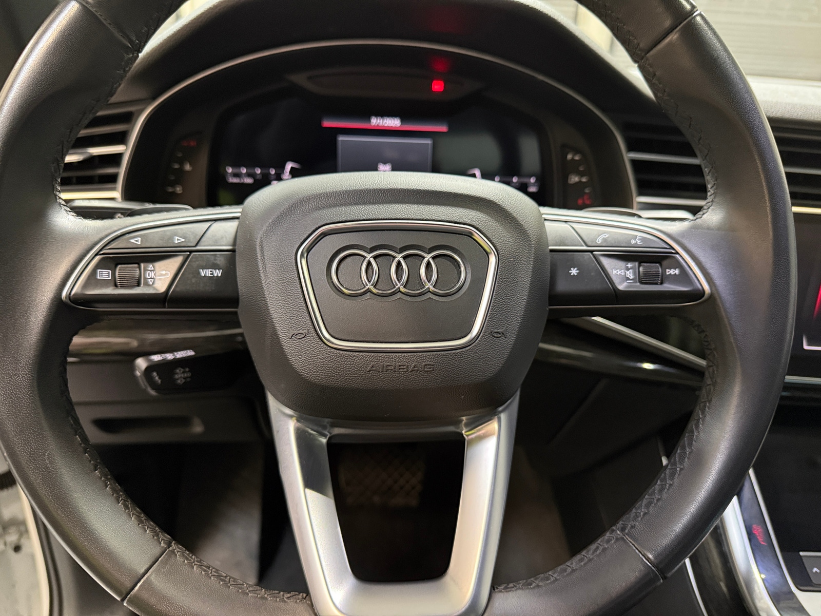 Thumbnail: 2021 Audi Q7 - 4
