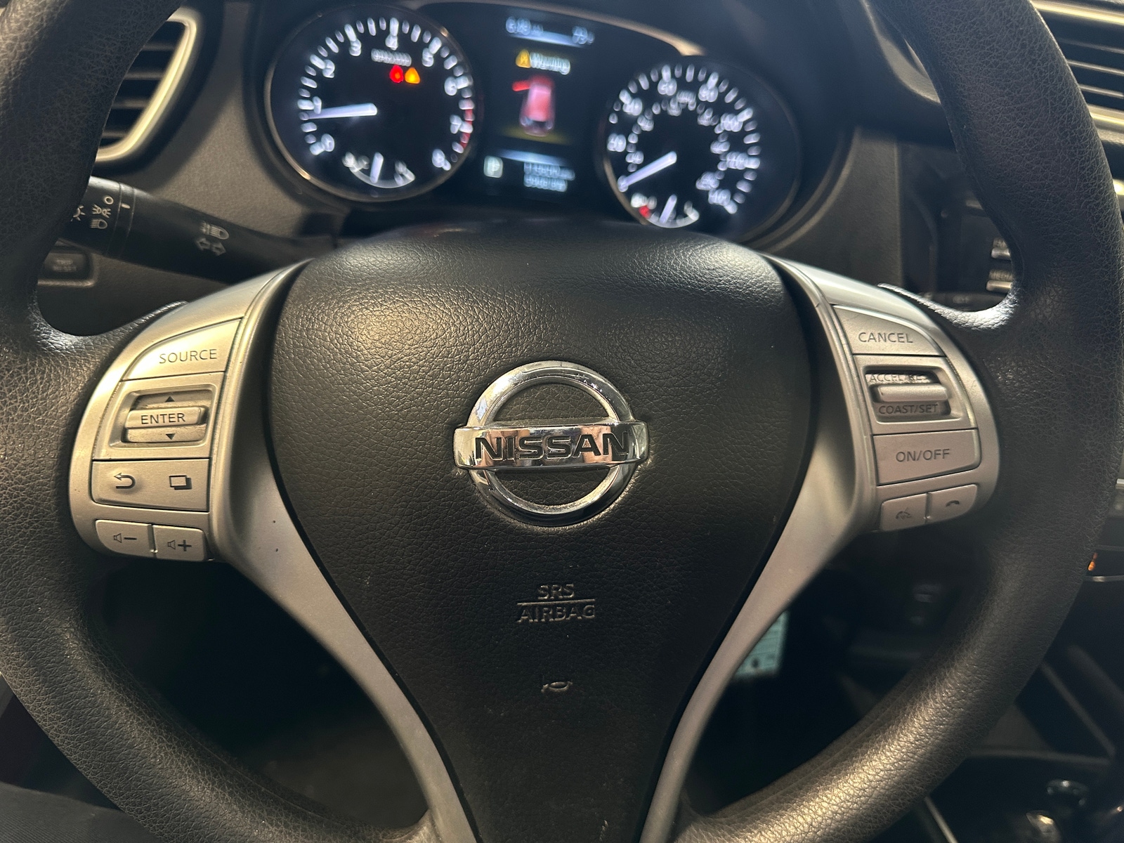 Thumbnail: 2016 Nissan Rogue - 5
