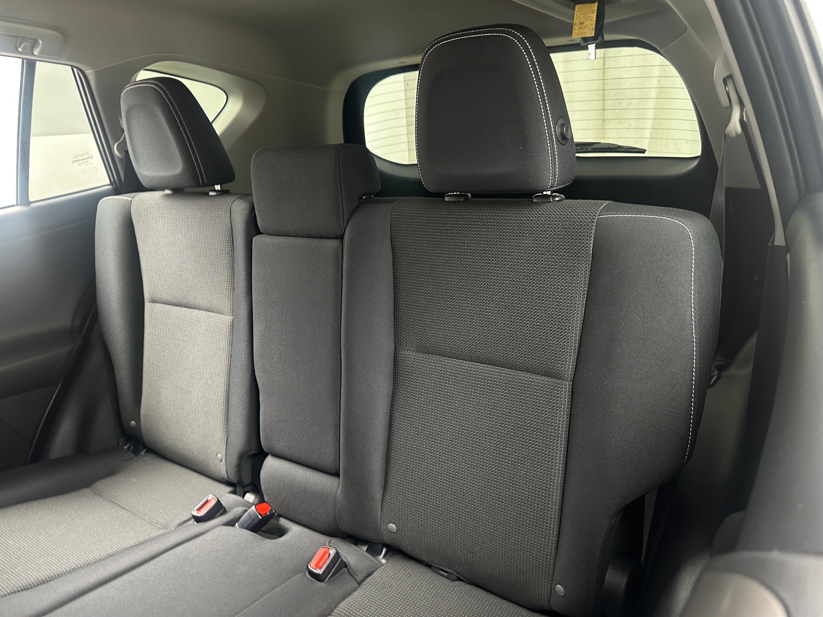 Thumbnail: 2018 Toyota RAV4 - 6