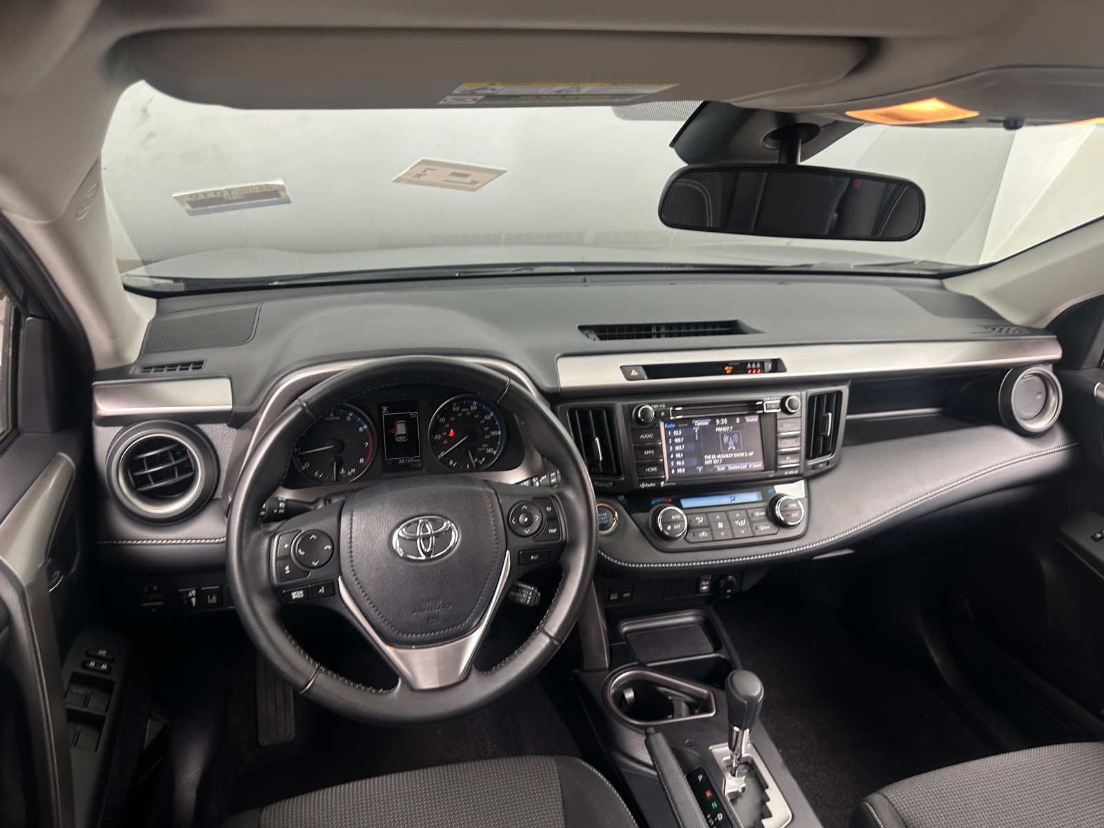 Thumbnail: 2018 Toyota RAV4 - 3