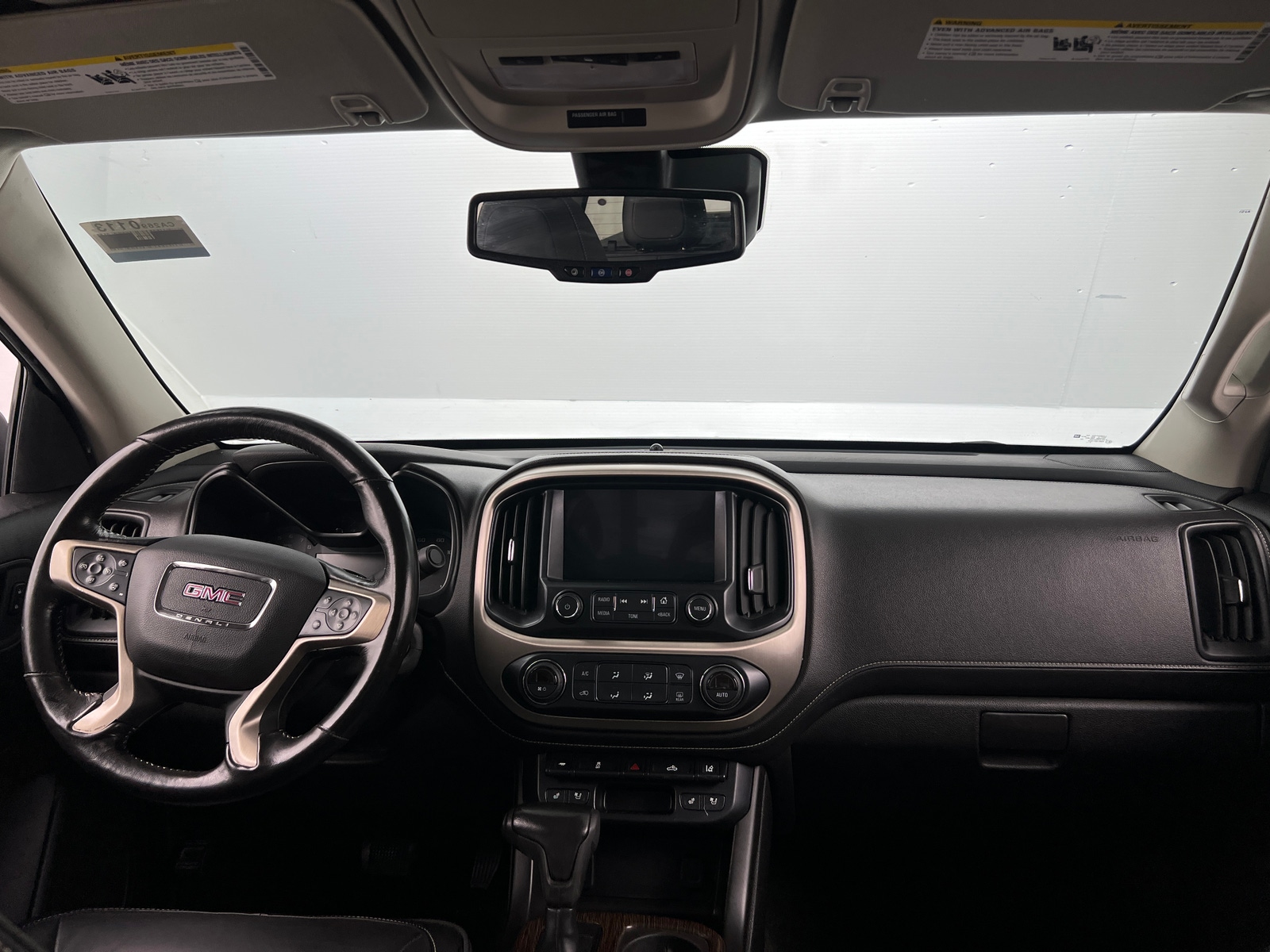 Thumbnail: 2017 GMC Canyon - 2