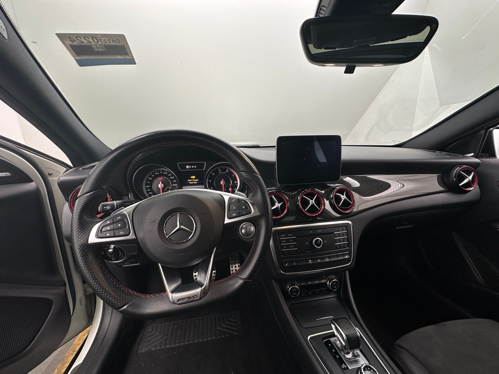 Thumbnail: 2017 Mercedes-Benz GLA - 2