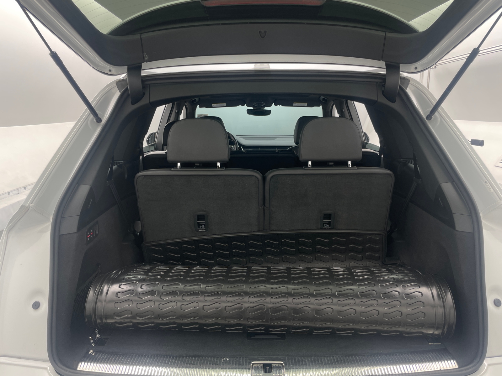 Thumbnail: 2019 Audi Q7 - 6