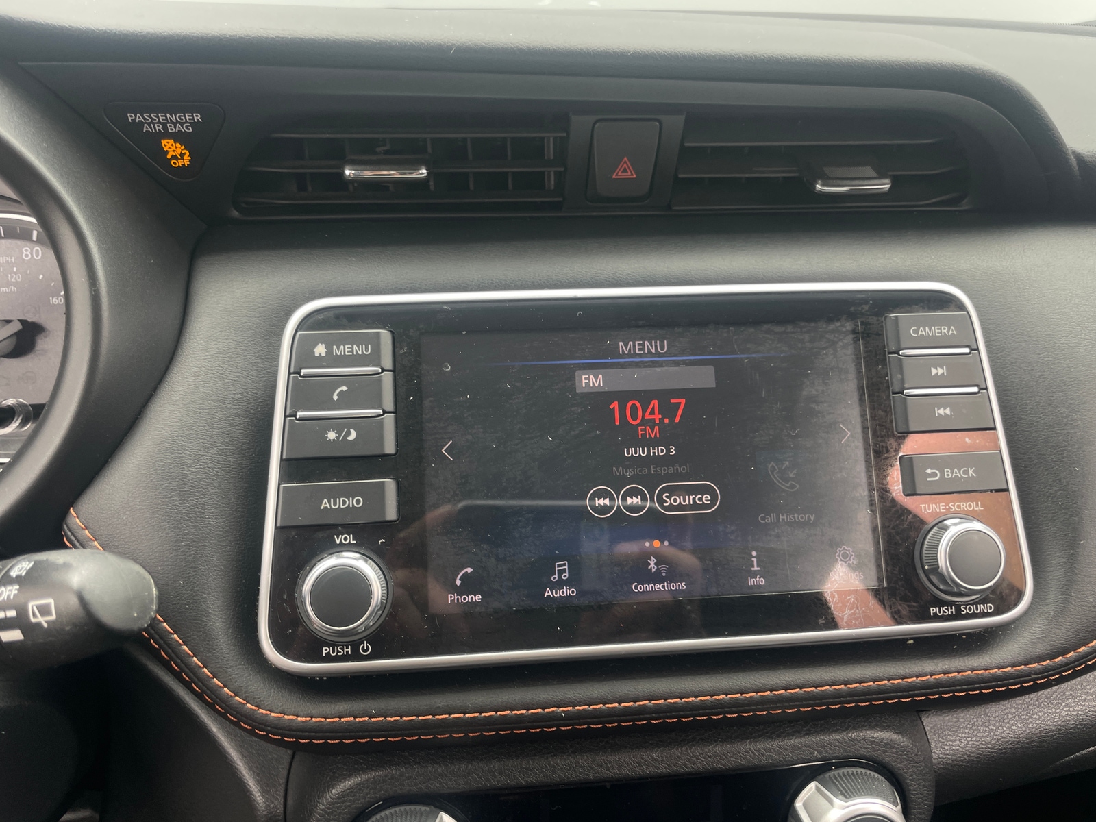 Thumbnail: 2019 Nissan Kicks - 4