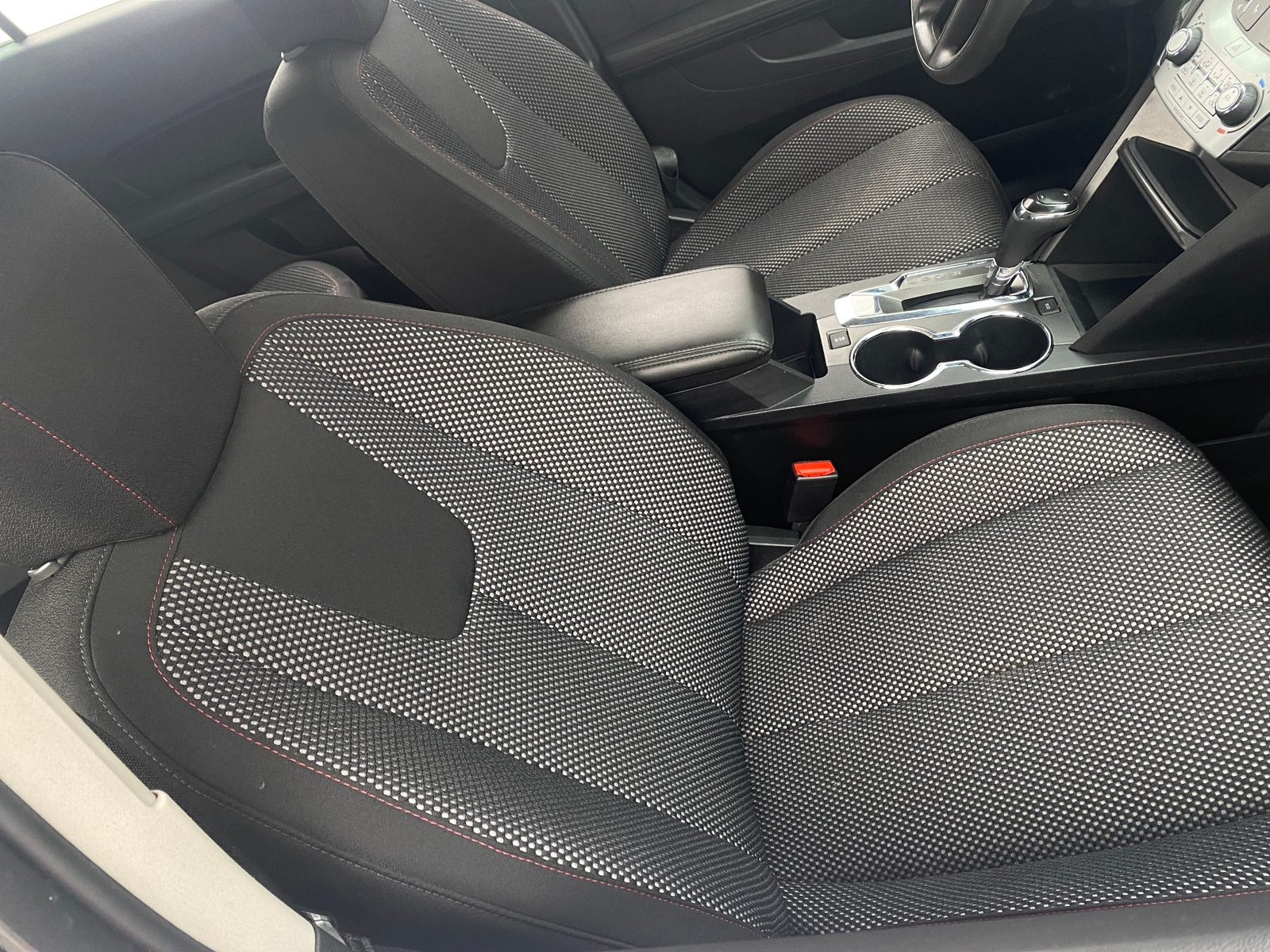 Thumbnail: 2017 Chevrolet Equinox - 2