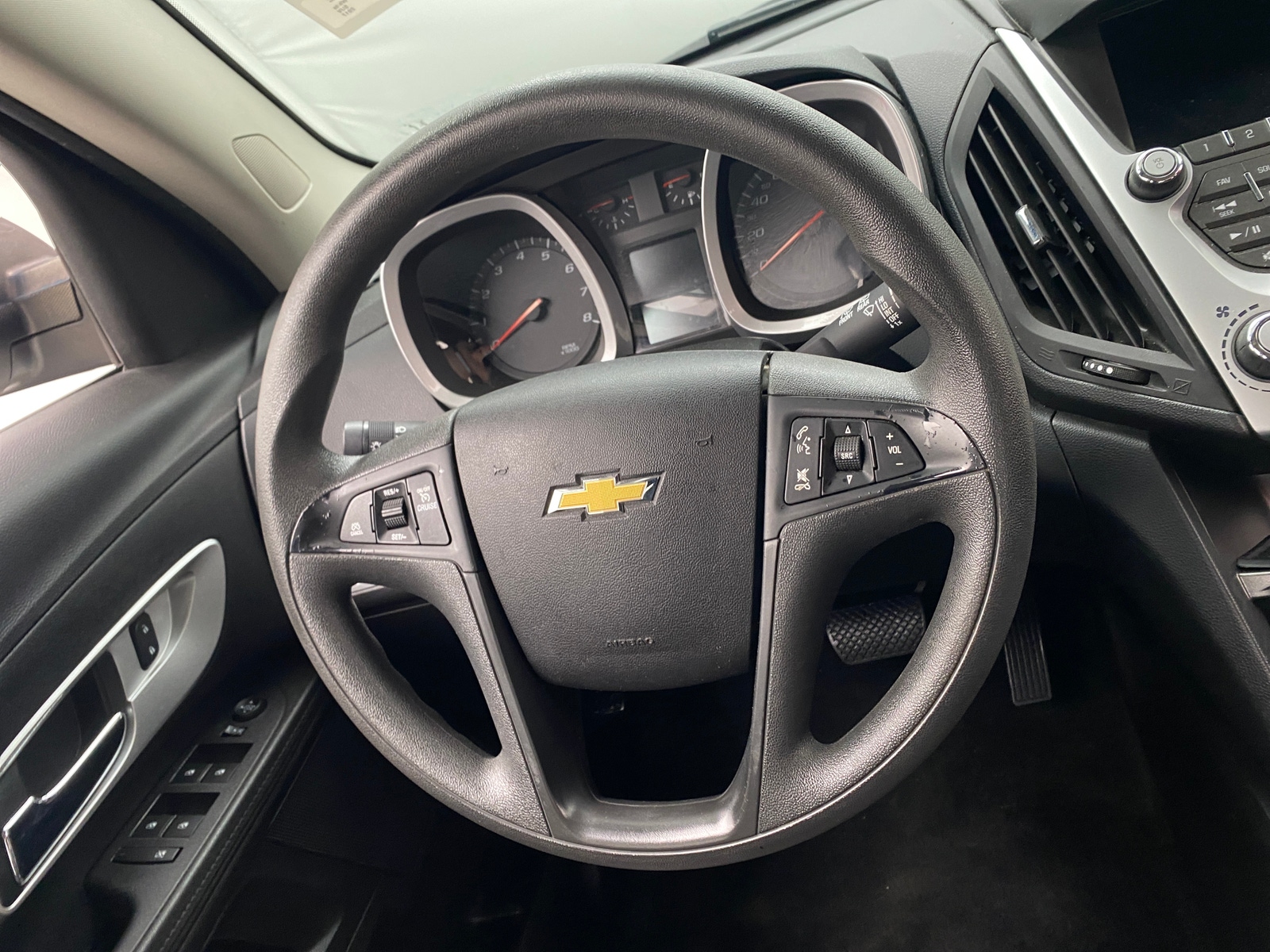 Thumbnail: 2017 Chevrolet Equinox - 5