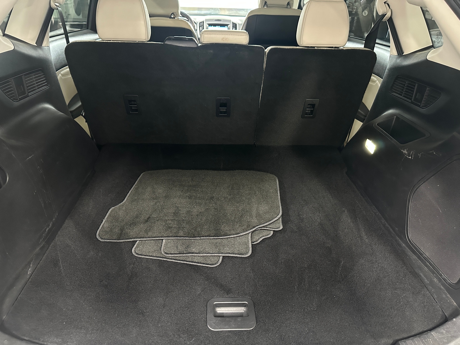Thumbnail: 2016 Ford Edge - 6
