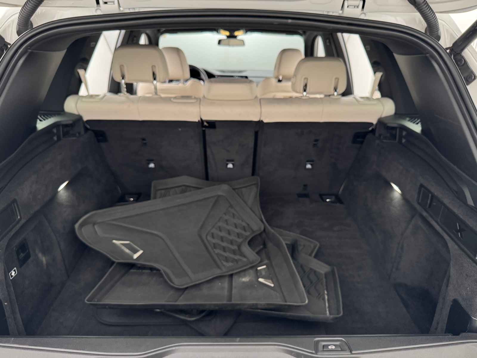 Thumbnail: 2022 BMW X5 - 6