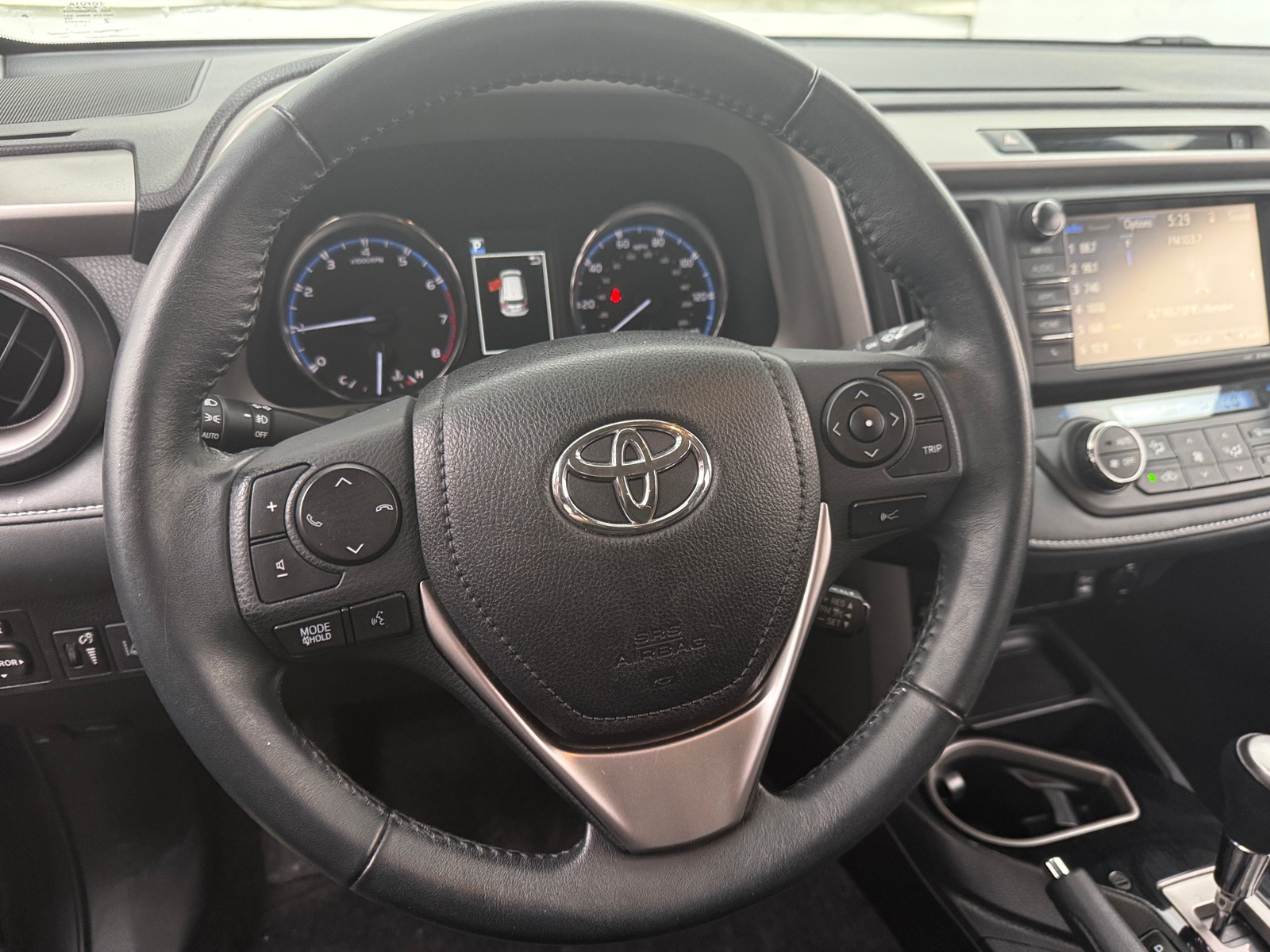Thumbnail: 2016 Toyota RAV4 - 4