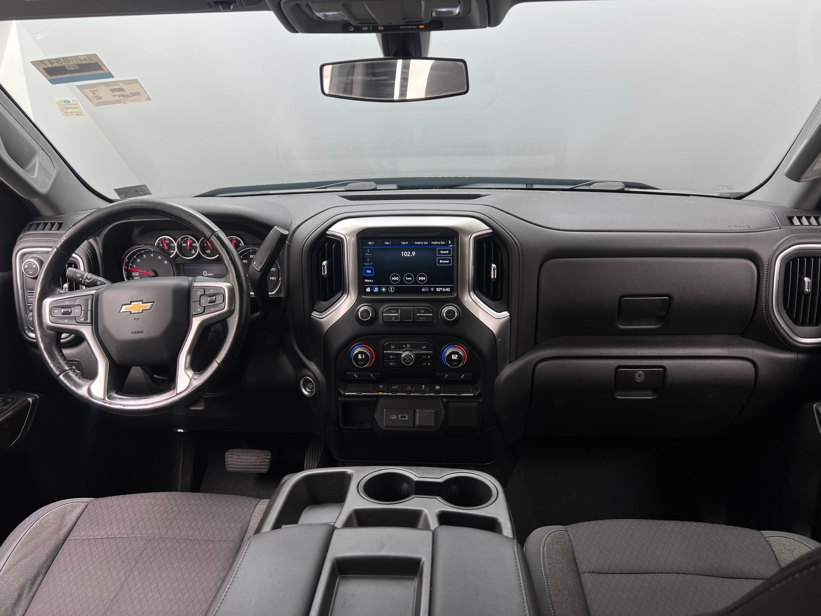 Thumbnail: 2019 Chevrolet Silverado 1500 - 3